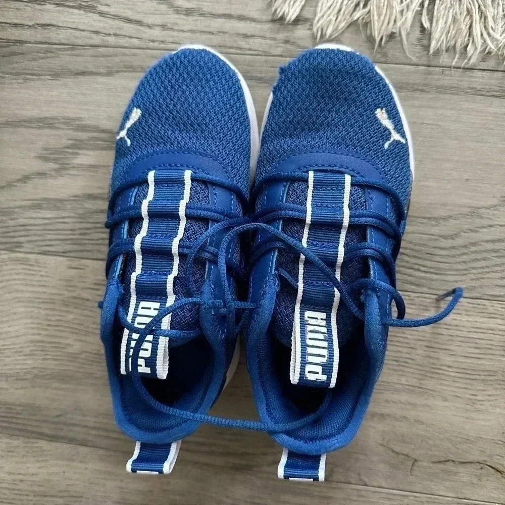 Puma kids blue sneakers size 12C with laces preloved